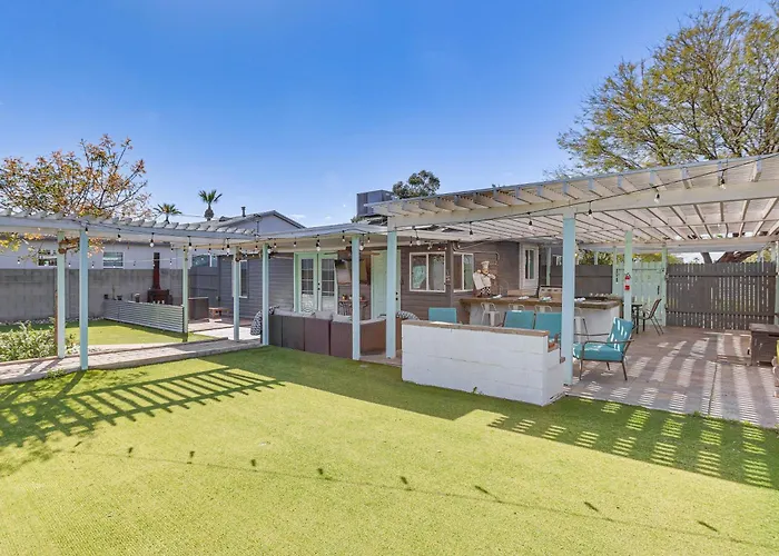 Holiday home Bar & Fire Pit: Pet-friendly 'la Casita' *
