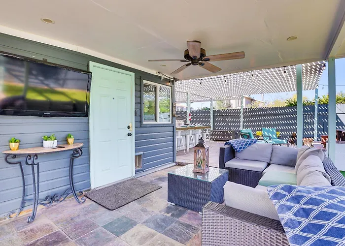 Holiday home Bar & Fire Pit: Pet-friendly 'la Casita' *