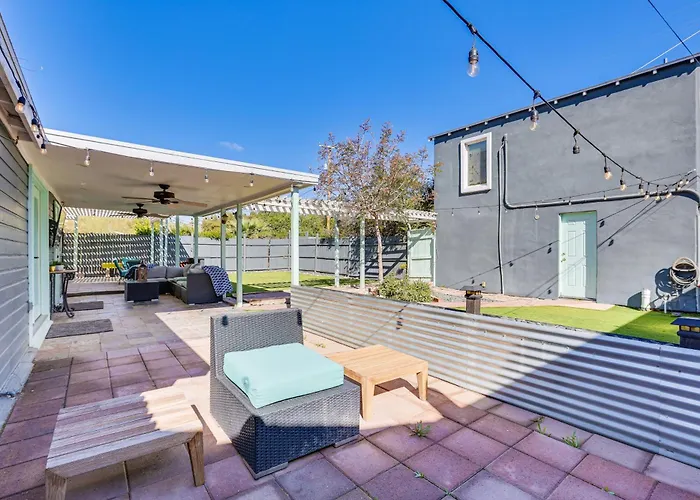 Holiday home Bar & Fire Pit: Pet-friendly 'la Casita'