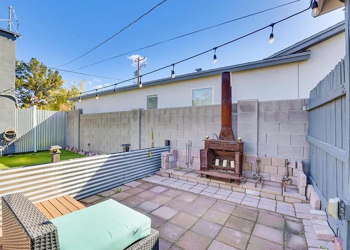 Holiday home Bar & Fire Pit: Pet-friendly 'la Casita' *
